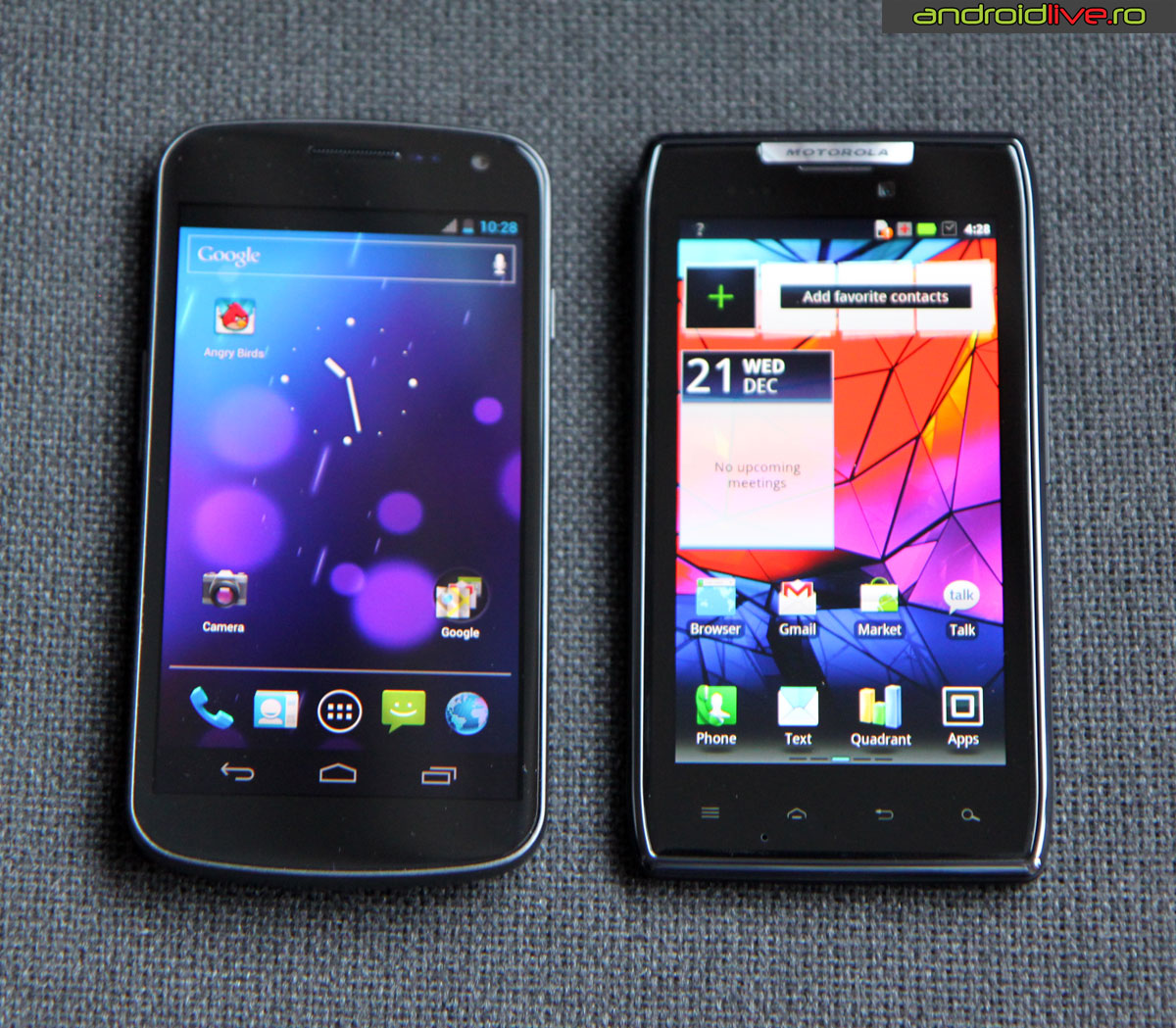 Motorola RAZR XT910 versus Galaxy Nexus